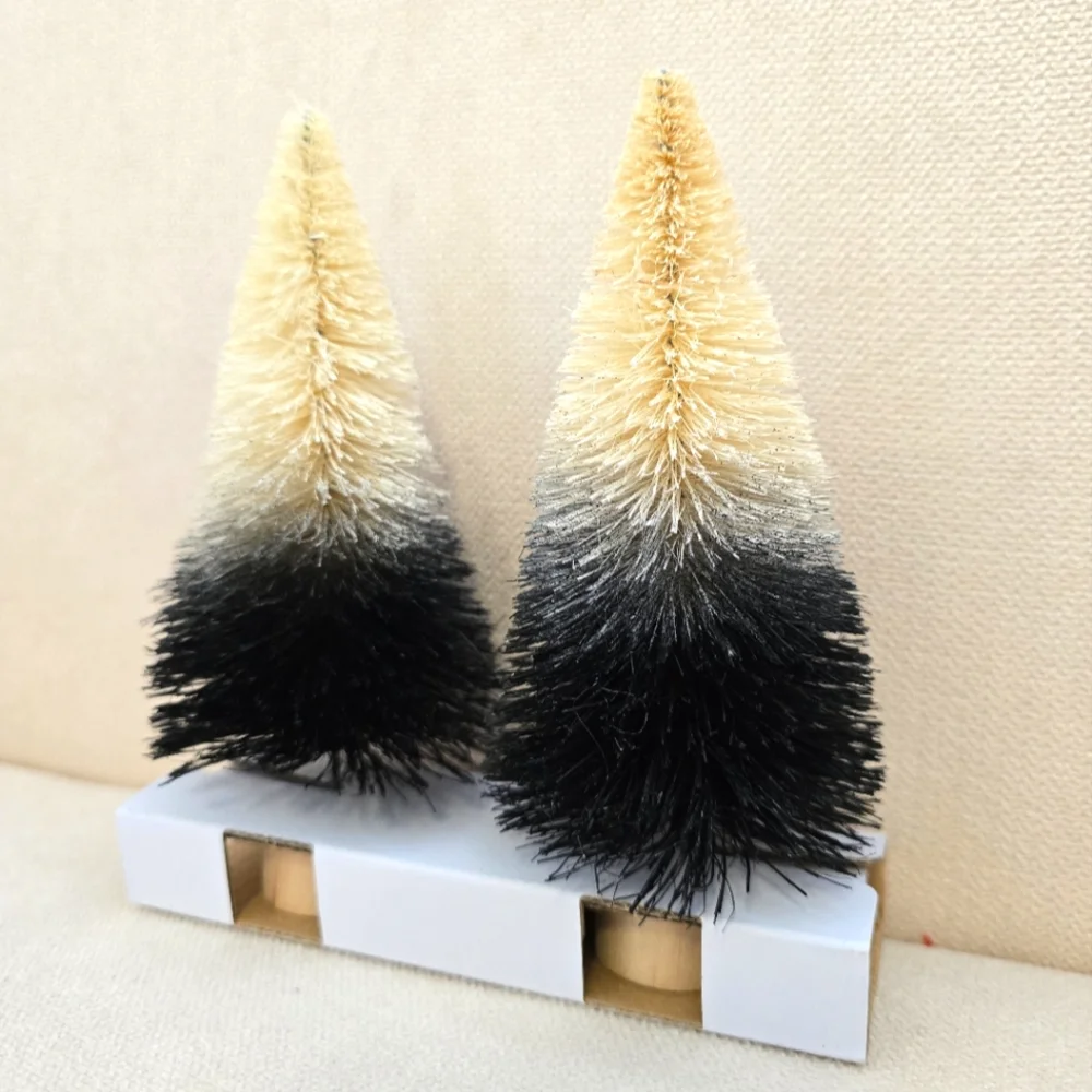 Target Hyde & EEK! 2pk Black & Cream Ombre Bottle Brush Tree Set